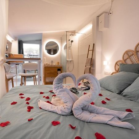 Lovina Chambre De Charme Avec Jaccuzi Velaux Bagian luar foto