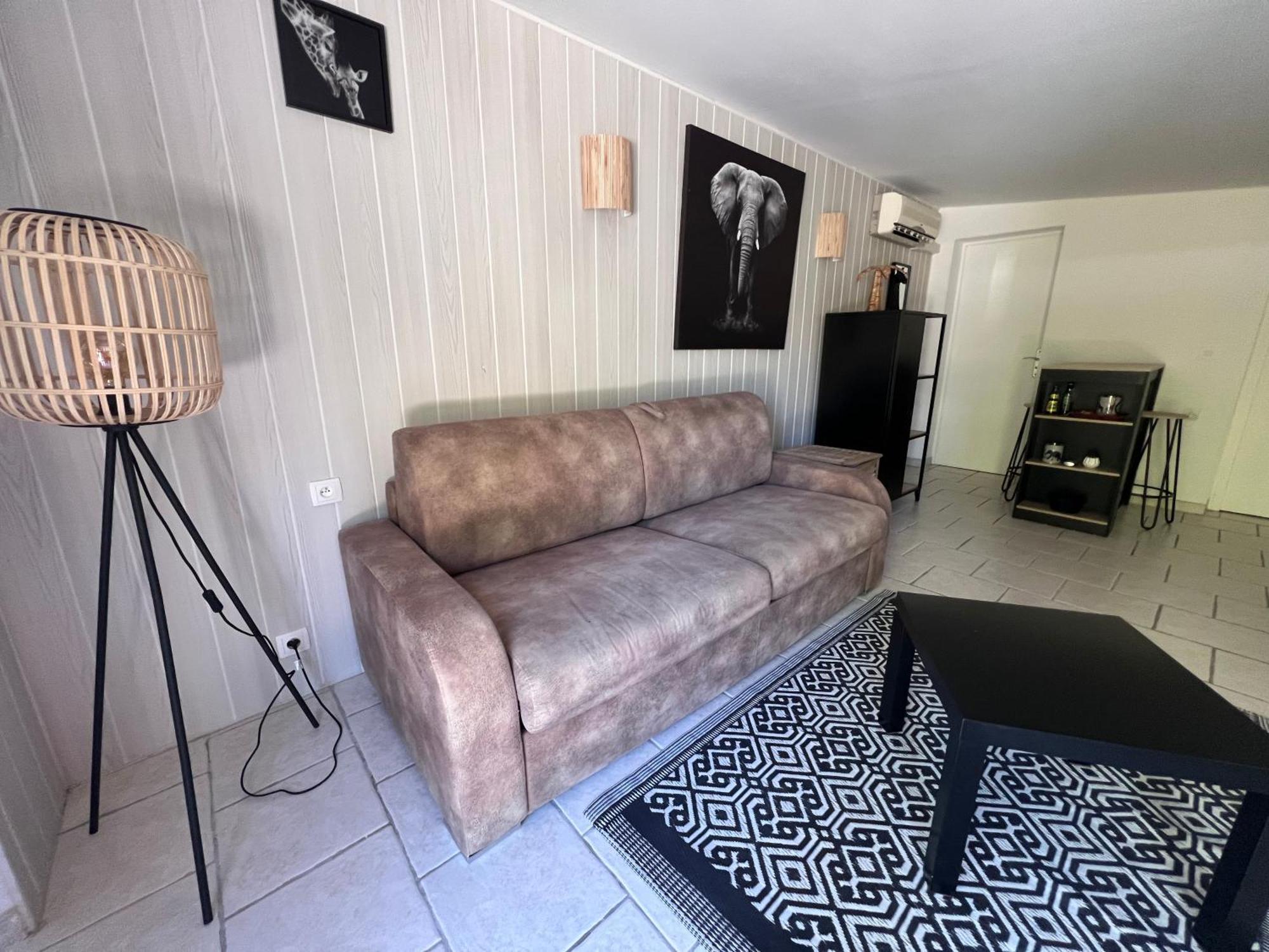 Lovina Chambre De Charme Avec Jaccuzi Velaux Bagian luar foto